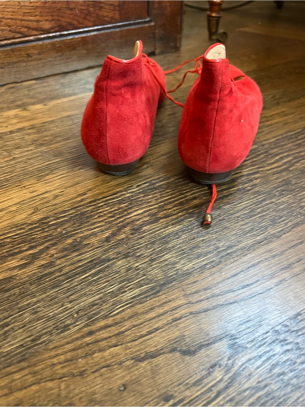 Ermanno Daelli Red Suede Lace-Up Pointed Flats • 36 - Picture 5 of 7